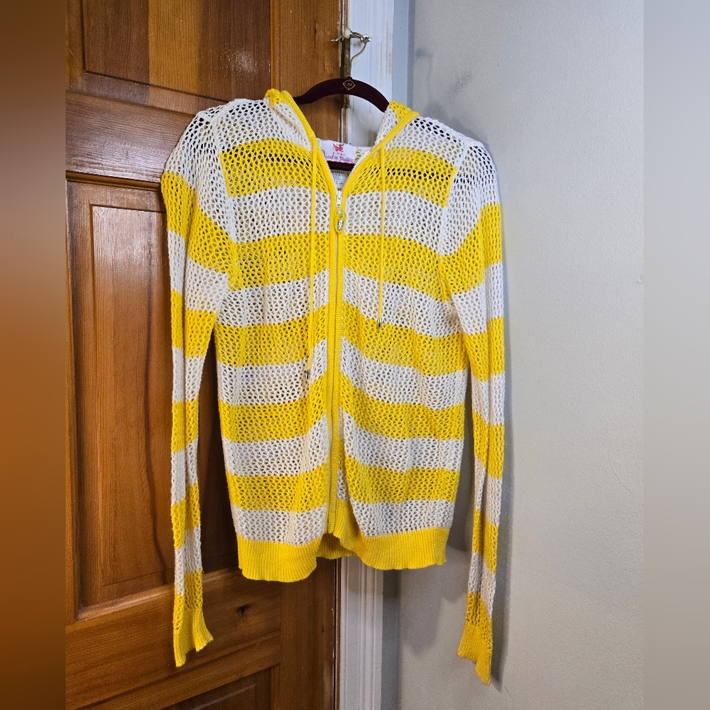 Quacker Factory Yellow and White Striped Mesh Beach Hooded Cardigan Sz M